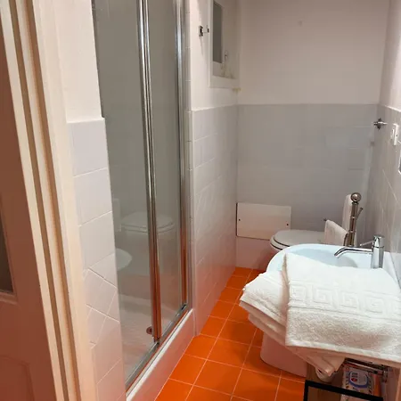 46 * ساساري